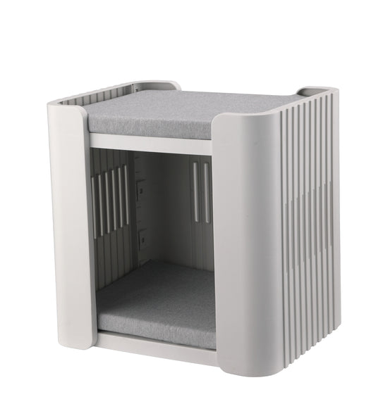 Easy clean foldable pet home
