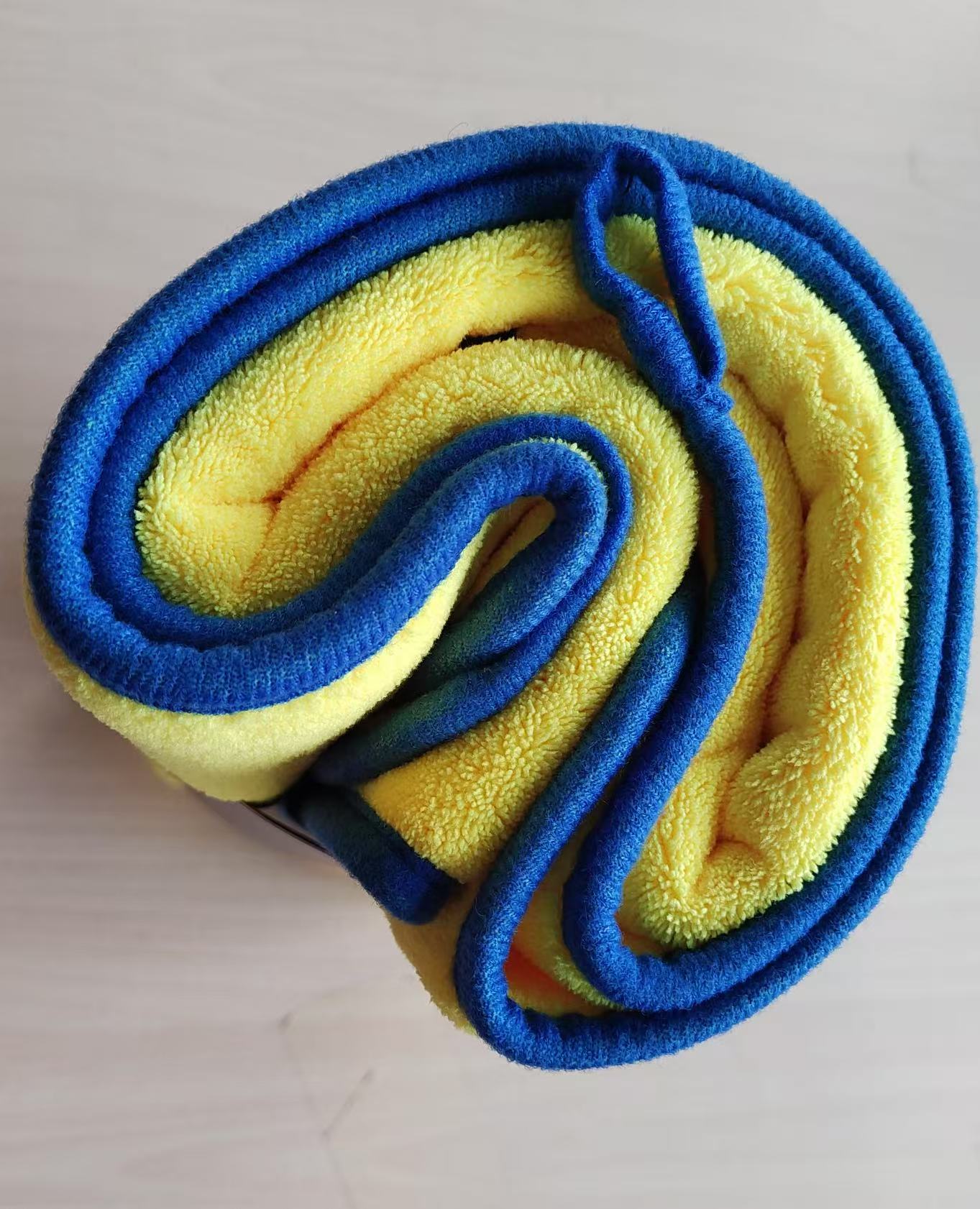 Extra Thick Microfibre Pet Towel